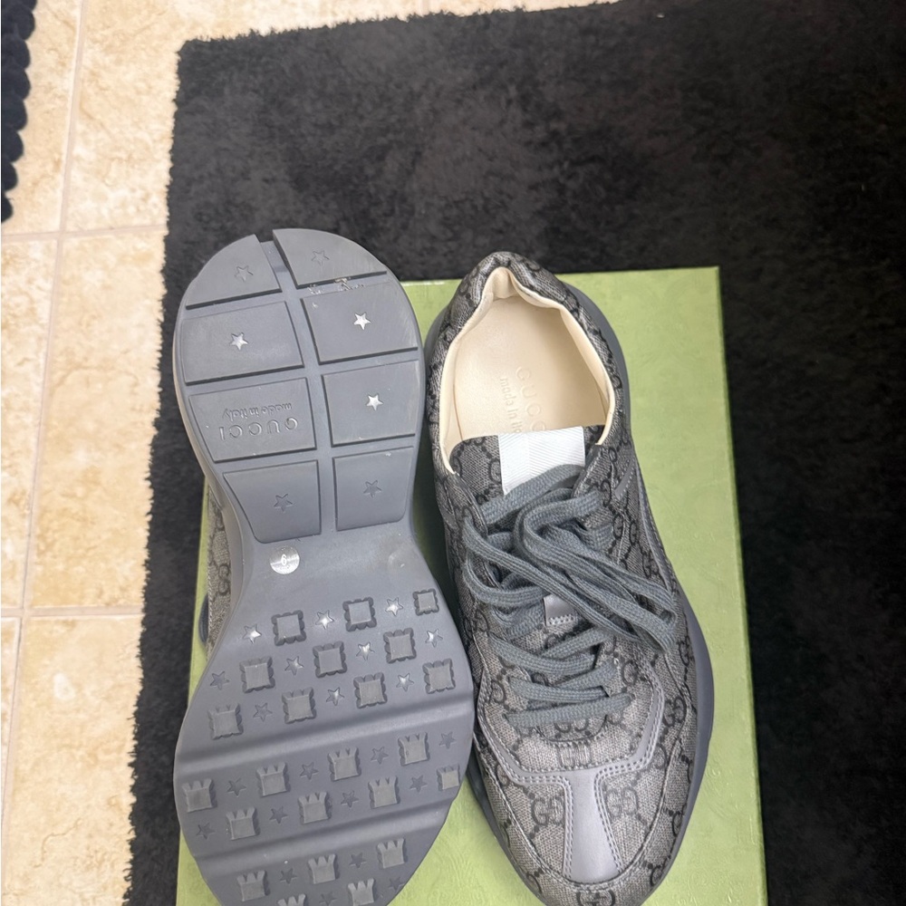 Gucci Charcoal Textured Sneakers - Picture 5 of 10